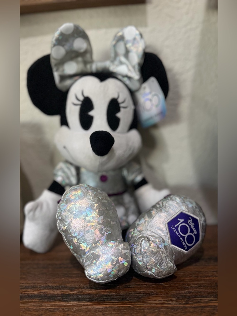 Disney Minnie Mouse 100th 18.5" inches Large Plush